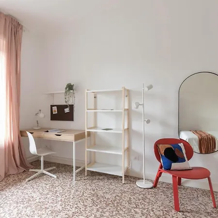 Living - Carducci Lägenhet