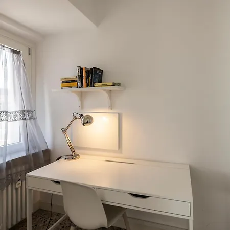Living - Carducci * Turin