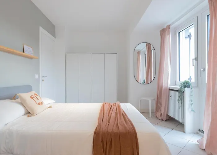 Living - Carducci * Turín